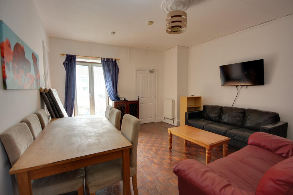House in Durham, Gilesgate - View 2