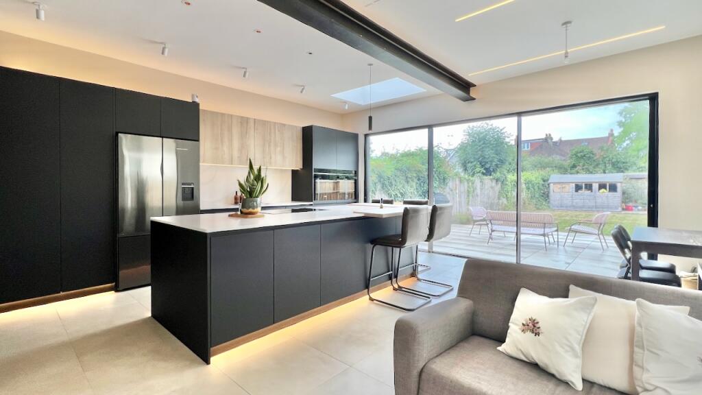 Douglas Road, Chingford, photo 3