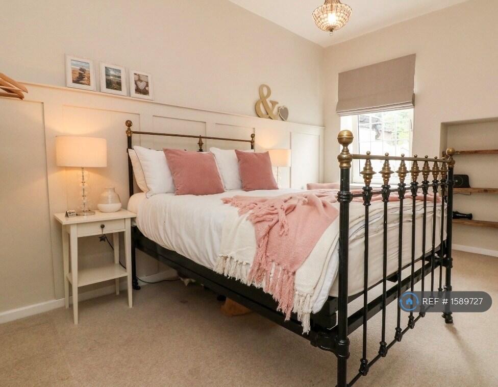 House in Exeter - View 4