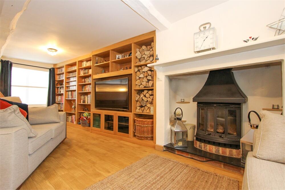 House in Chipping Sodbury, Sodbury - View 2
