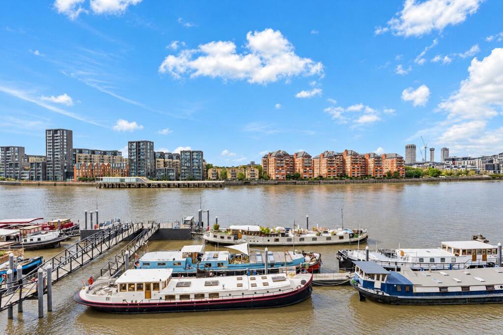 Apartment in London - View 5