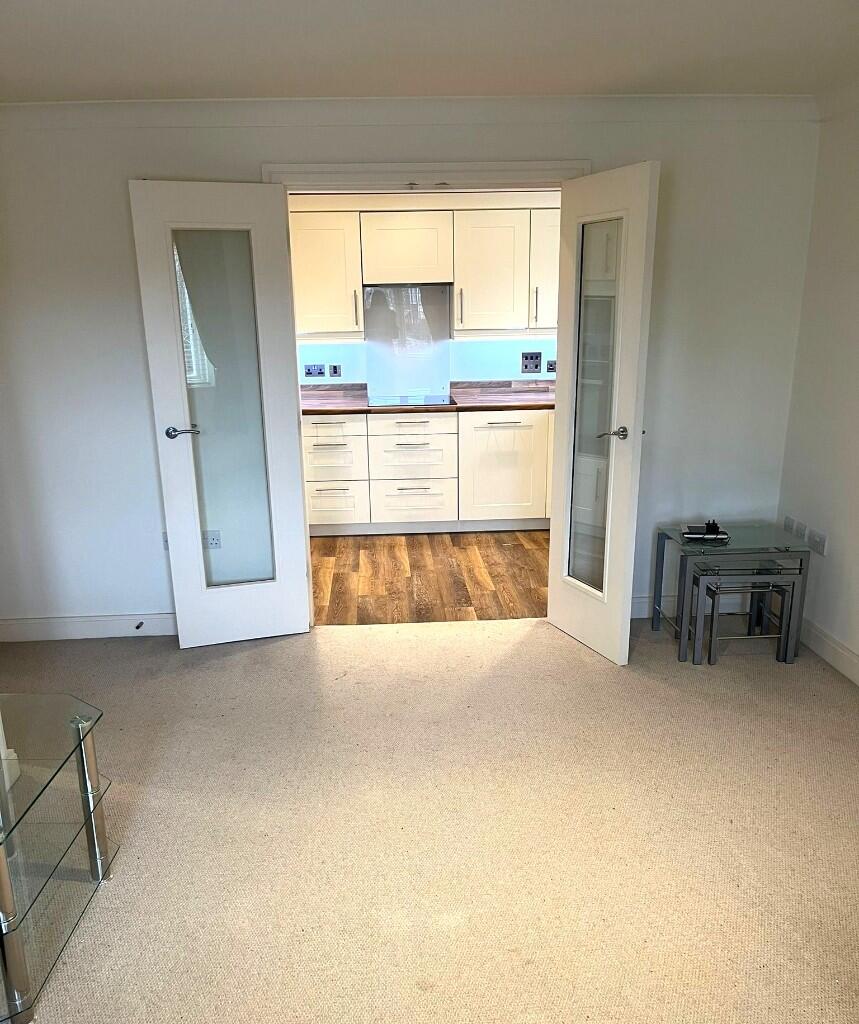 Gallagher Court, Merlin Way, Warwick, Warwickshire, CV34 6UR photo 2