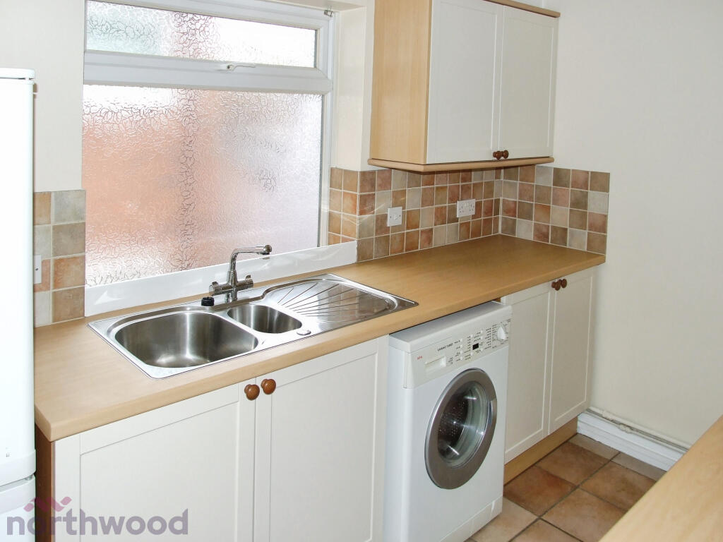 Apartment in Hemel Hempstead - View 4