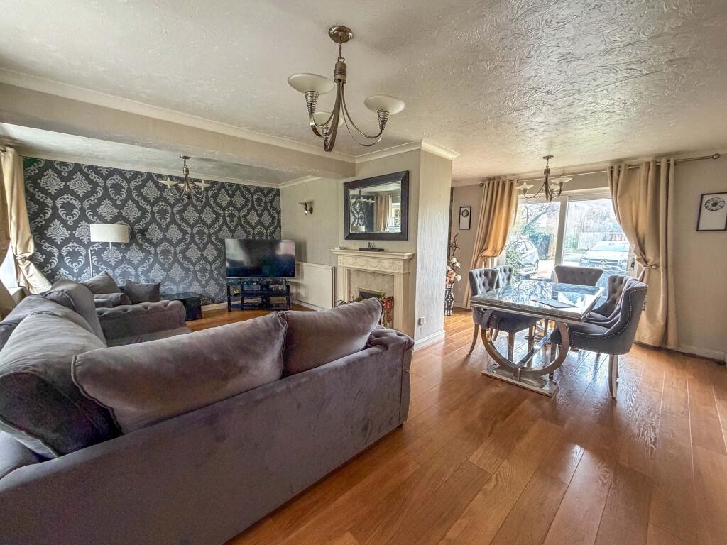 Pallett Drive, Nuneaton, CV11 photo 4