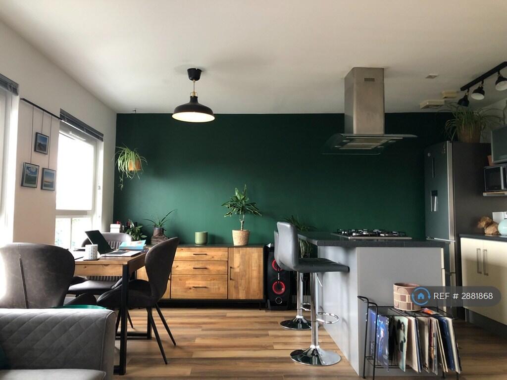 Main image of property: Strathblane Gardens, Glasgow, G13