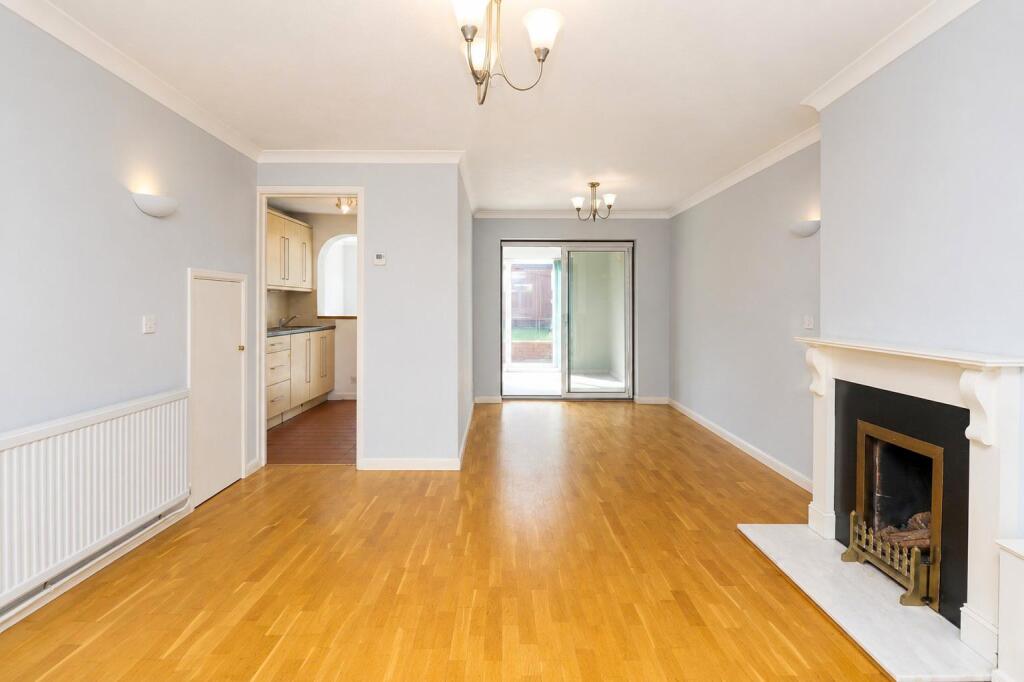 House in Hart, Odiham - View 3