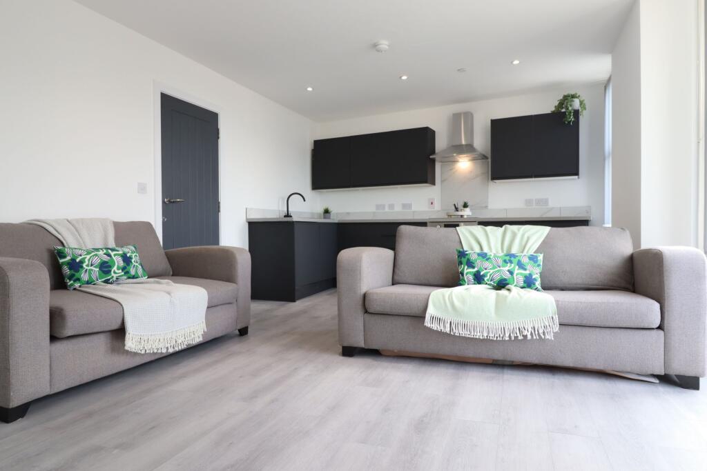 Main image of property: Flat C (FF) Kingsland Crescent, Barry
