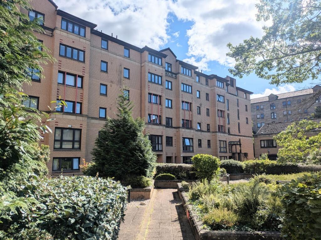 Main image of property: Parsonage Square, Merchant City, Glasgow, G4