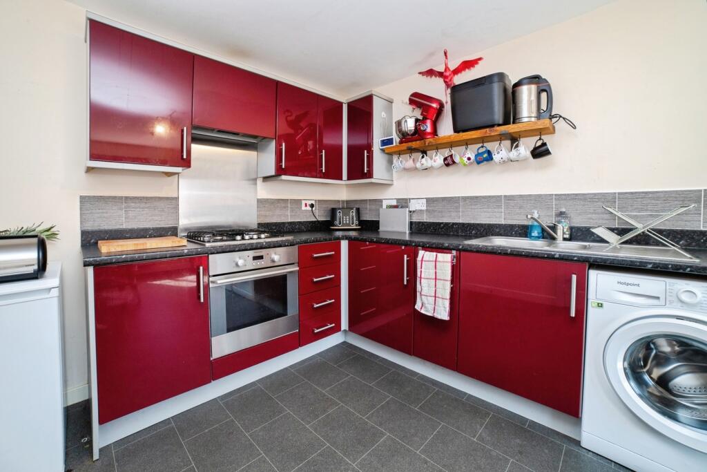 House in Ashfield, Sutton in Ashfield, Nottinghamshire - More