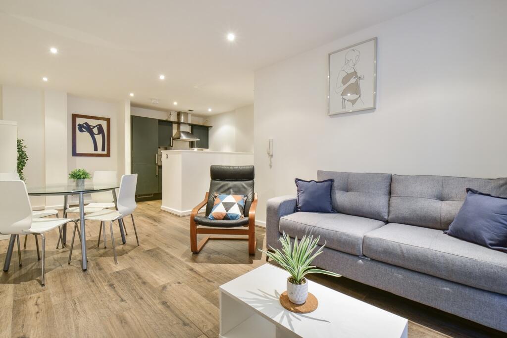 Main image of property: Regents Quay, Leeds City Centre