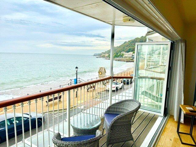 Apartment in Ventnor, Cowlease - View 2