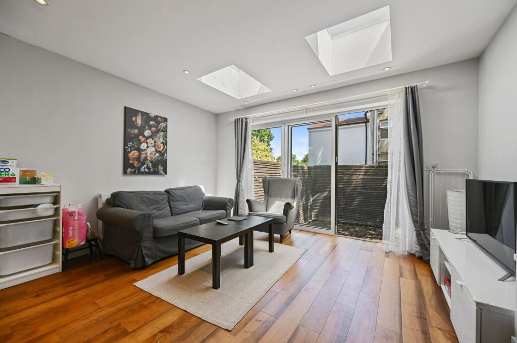 Main image of property: Hanger Lane, Ealing