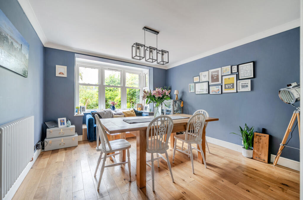 House in Brighton - View 5