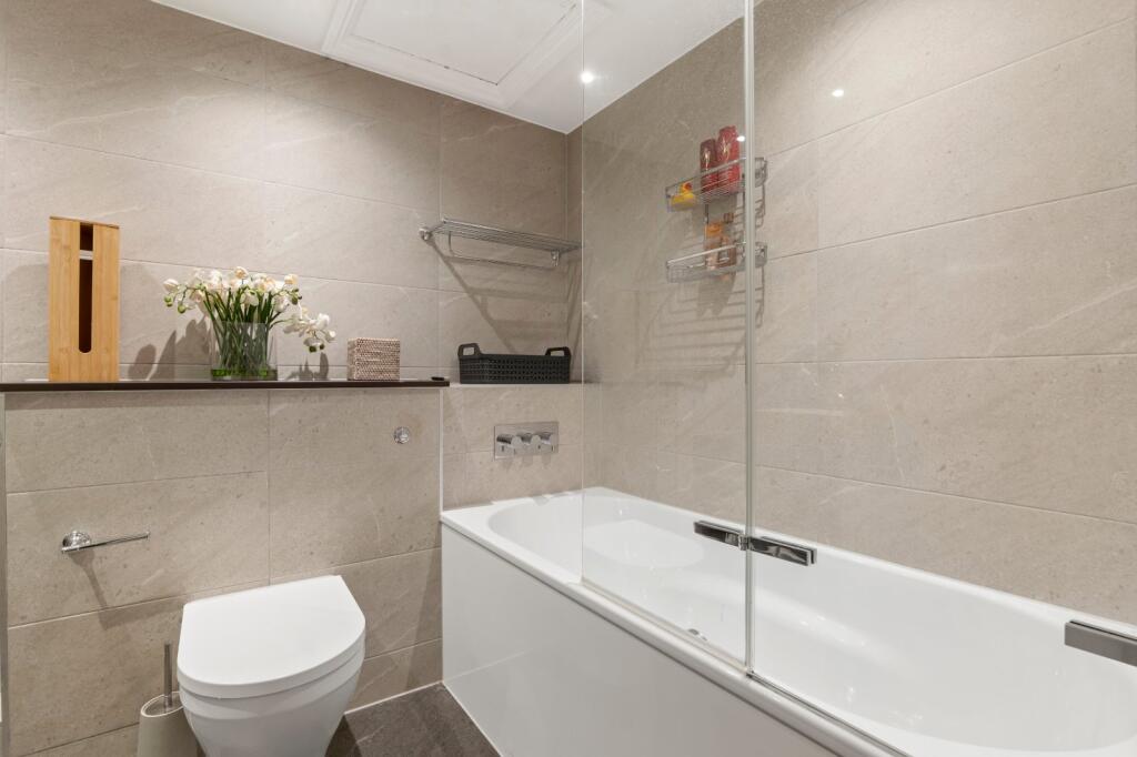 Apartment in London, Earl's Court - View 5