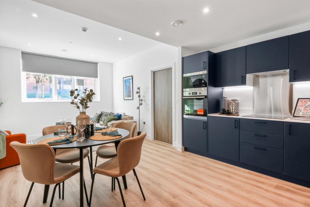 Apartment in Leeds - View 4
