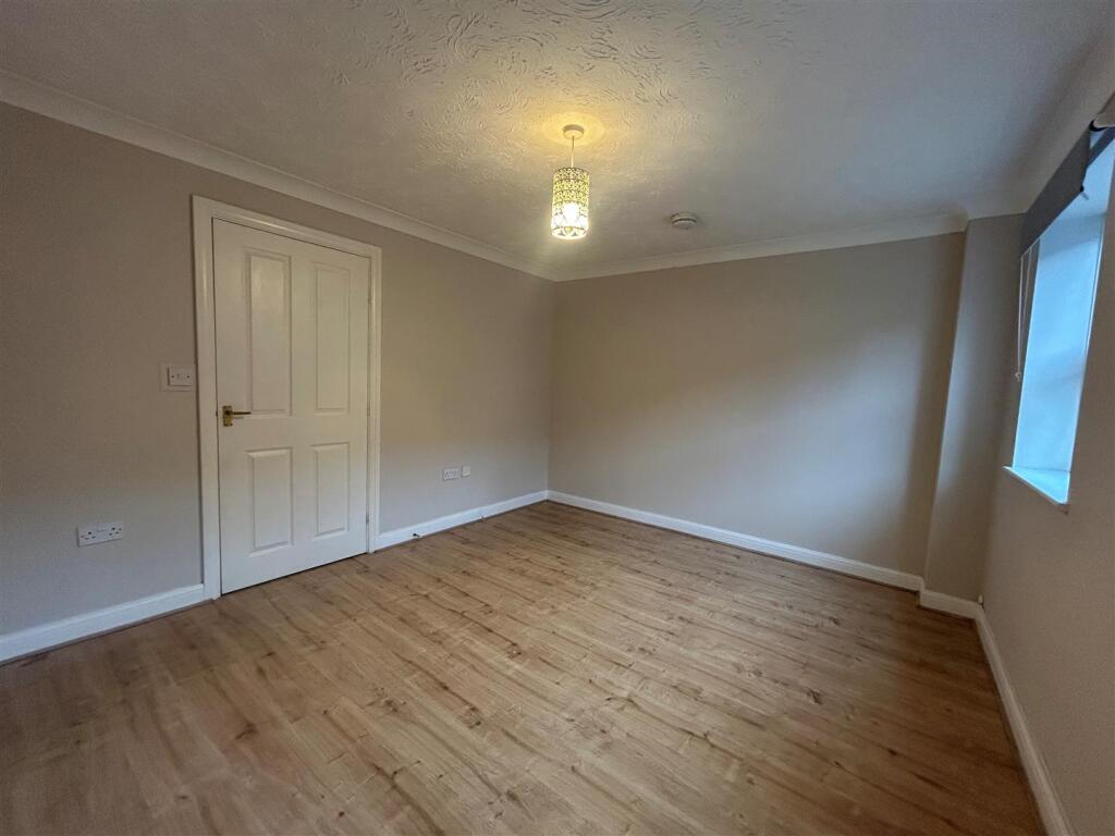Mill Green Court, Kettering - View 4
