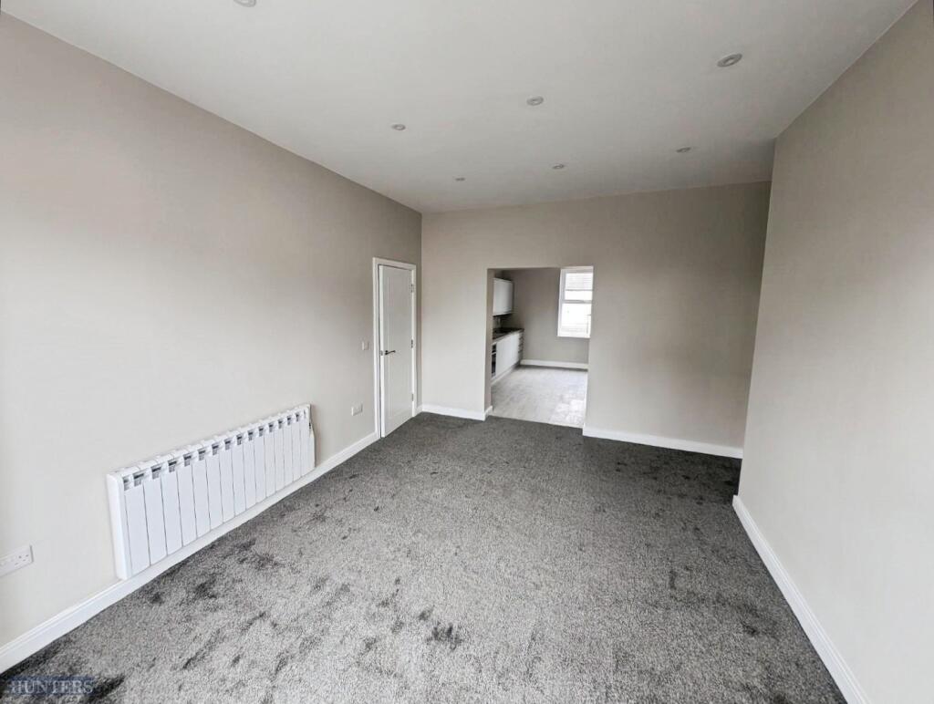 Apartment in Whitley Bay, Cullercoats - View 5