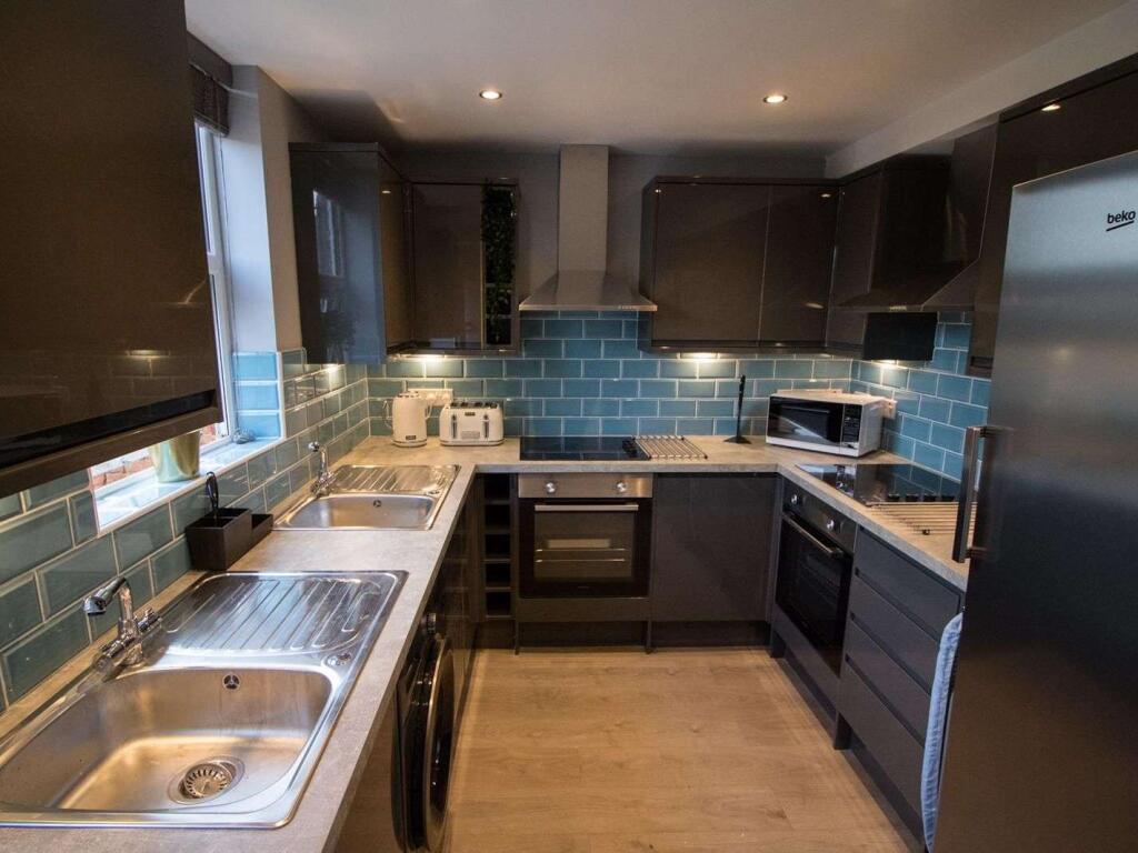 House in Cherwell, Town Centre, Banbury - View 5