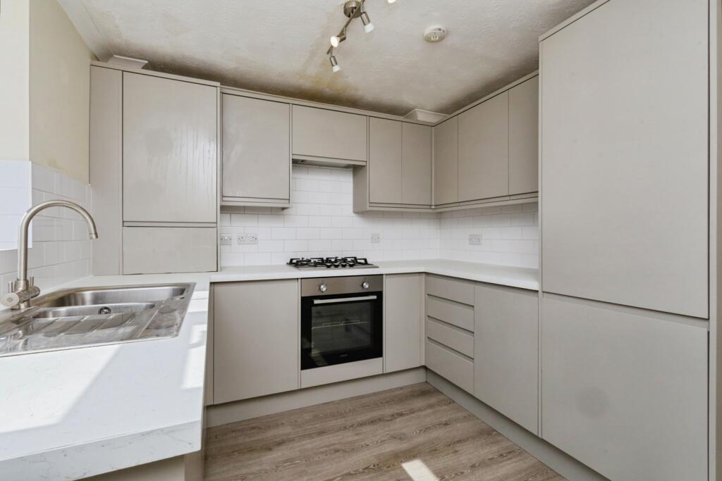 Apartment in Wealden, Maresfield - View 4