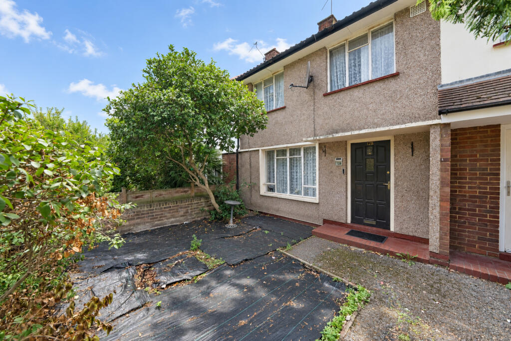 128, Church Street, Stratford, Newham, London photo 2