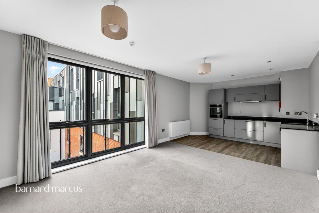 Main image of property: Battersea Park Road, London