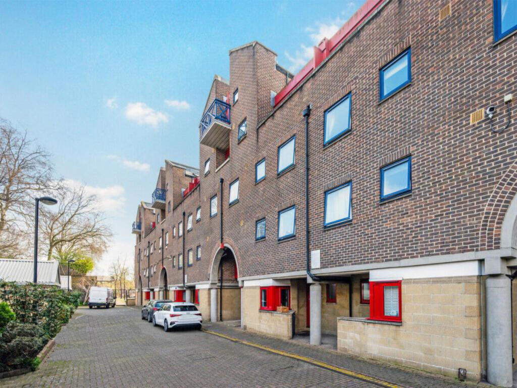 Main image of property: Newlands Quay,  London, E1W