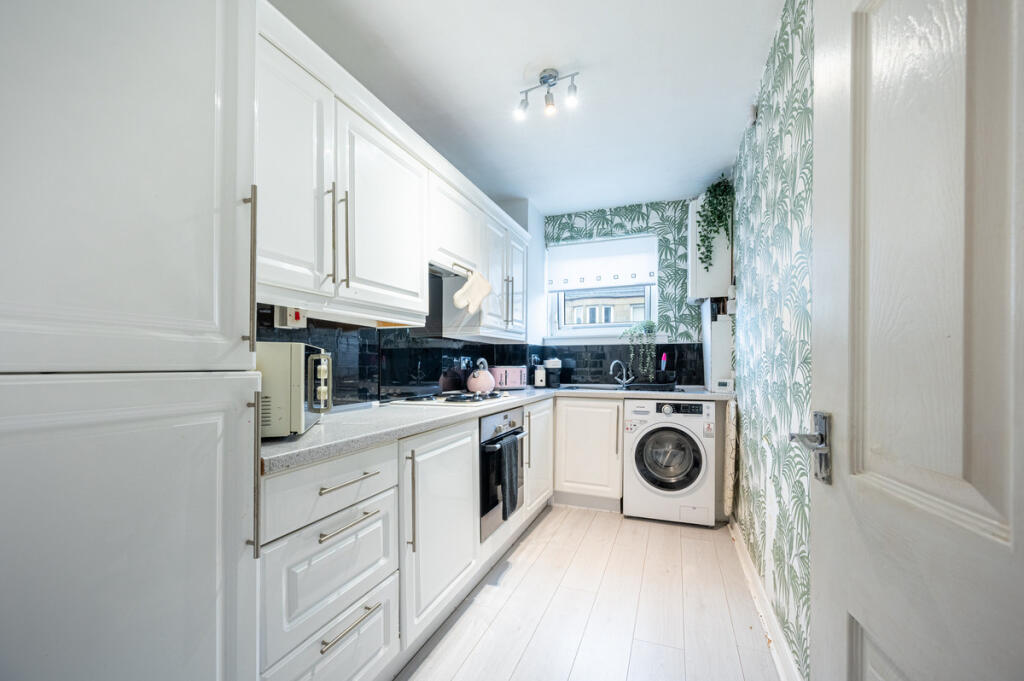 Apartment in Glasgow - View 4