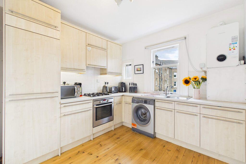 Apartment in Edinburgh - View 5