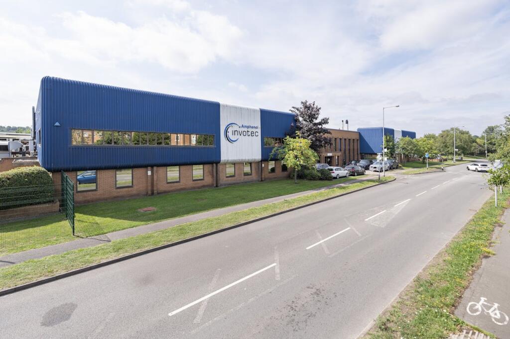 Main image of property: Unit 1-3, Hedging Lane Industrial Estate, Tamworth, B77 5HH