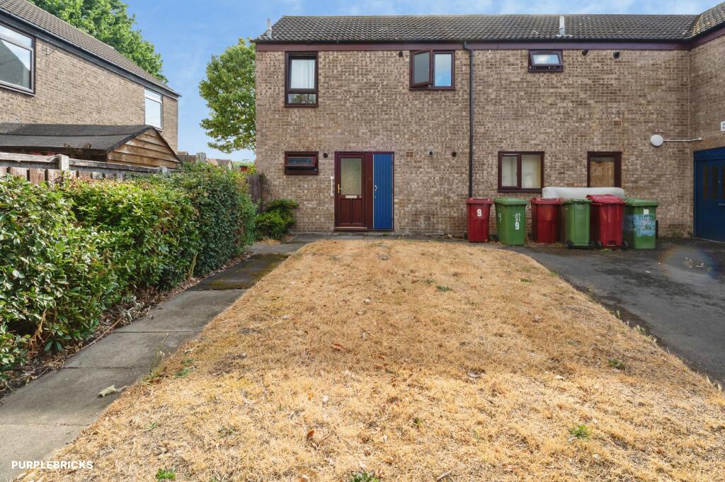 Main image of property: Wootton Court, Scunthorpe, DN17
