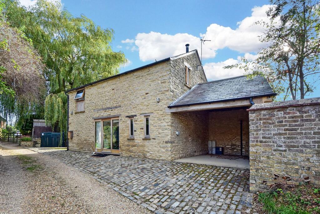 Main image of property: Chapel Road, Greatworth, OX17