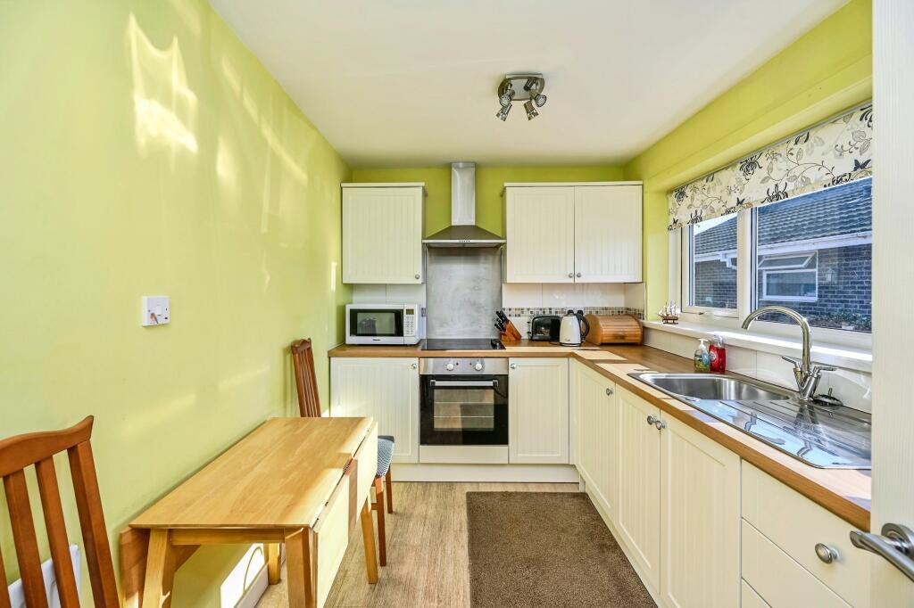 Crockleford Avenue, Southport, PR8 photo 3