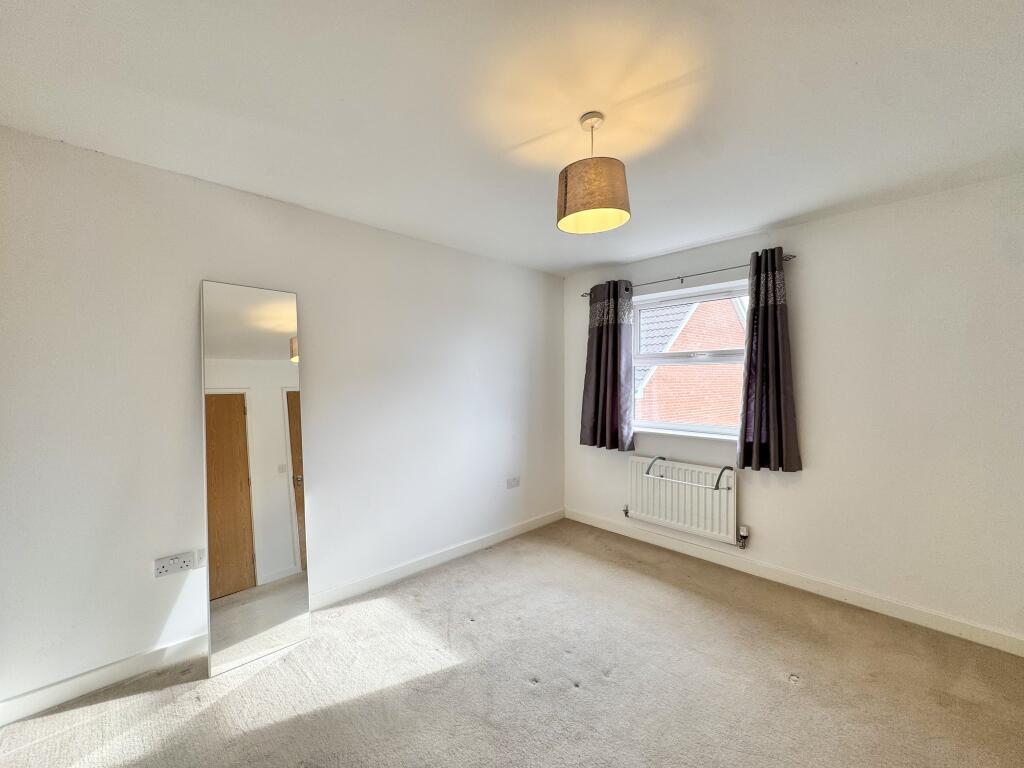 House in Ipswich - View 5