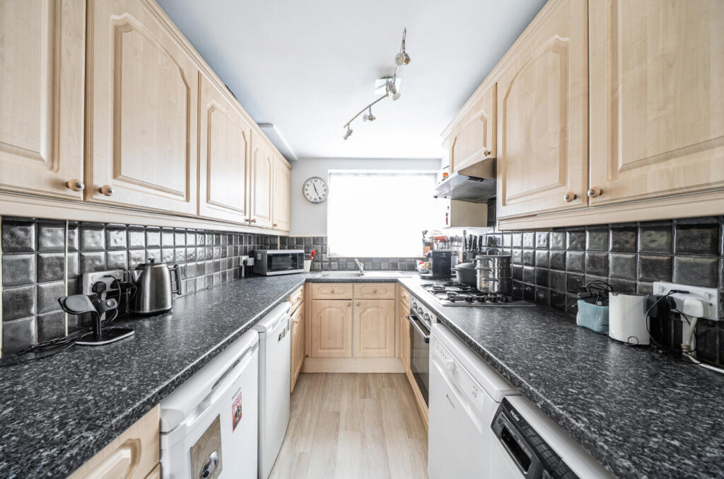 House in Southampton, Mansel Park - View 4