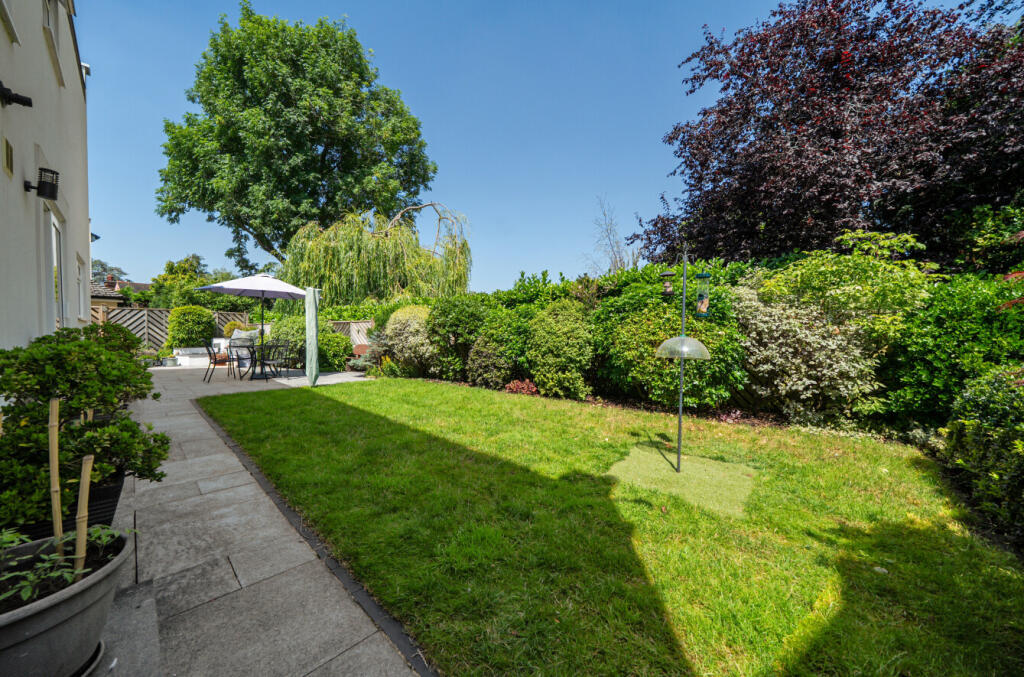 Lancaster Close, Bromley, BR2 photo 4