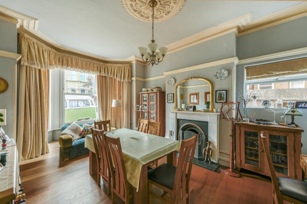 House in Tonbridge - View 3