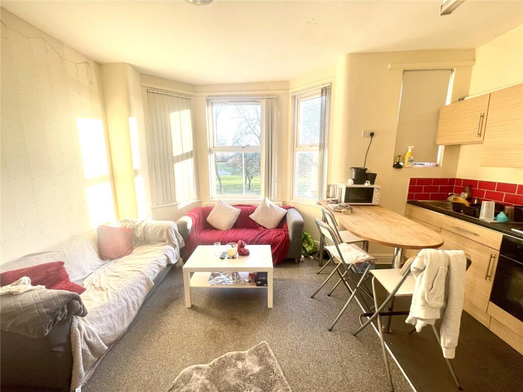 3 bedroom apartment for rent