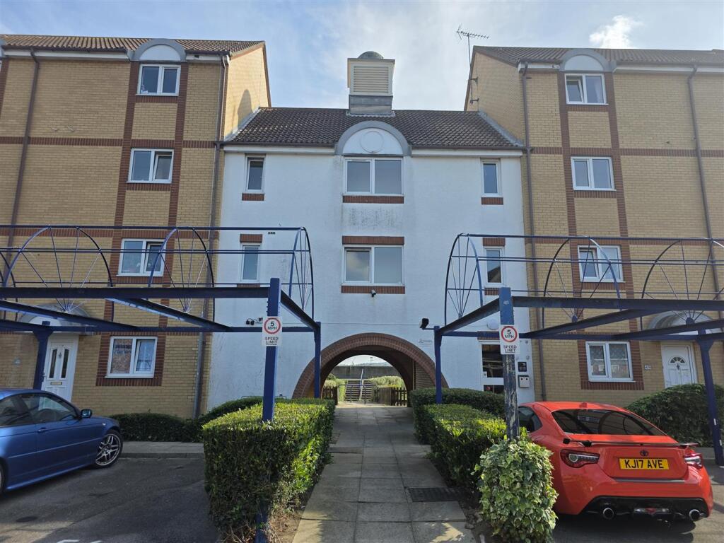 Property photo 8