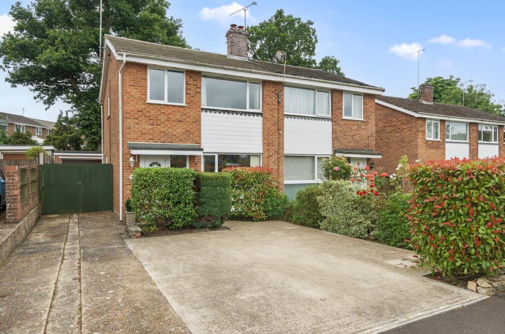 Main image of property: Ringwood Drive, North Baddesley