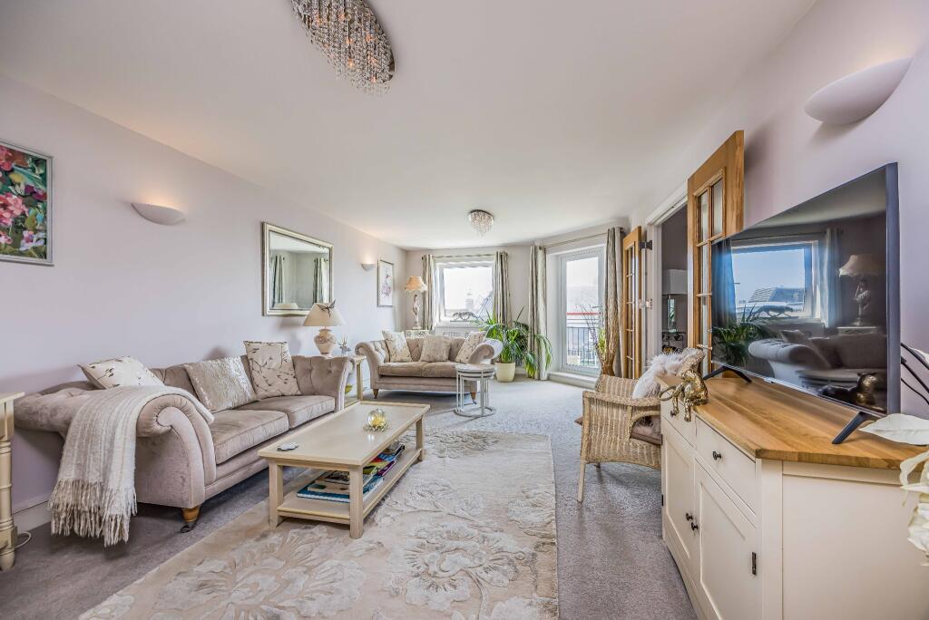 Apartment in Portsmouth - View 4