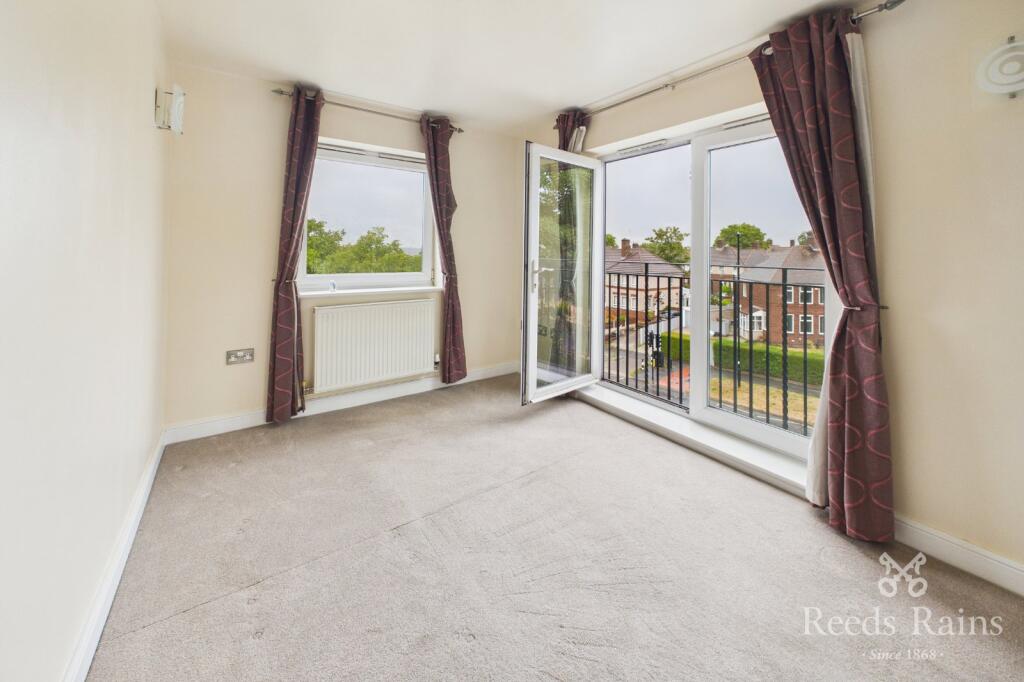 Apartment in Sheffield, Sheffield Lane Top, Firth Park - View 5