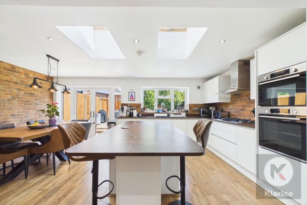 Knutswood Close, Birmingham, B13 - View 6