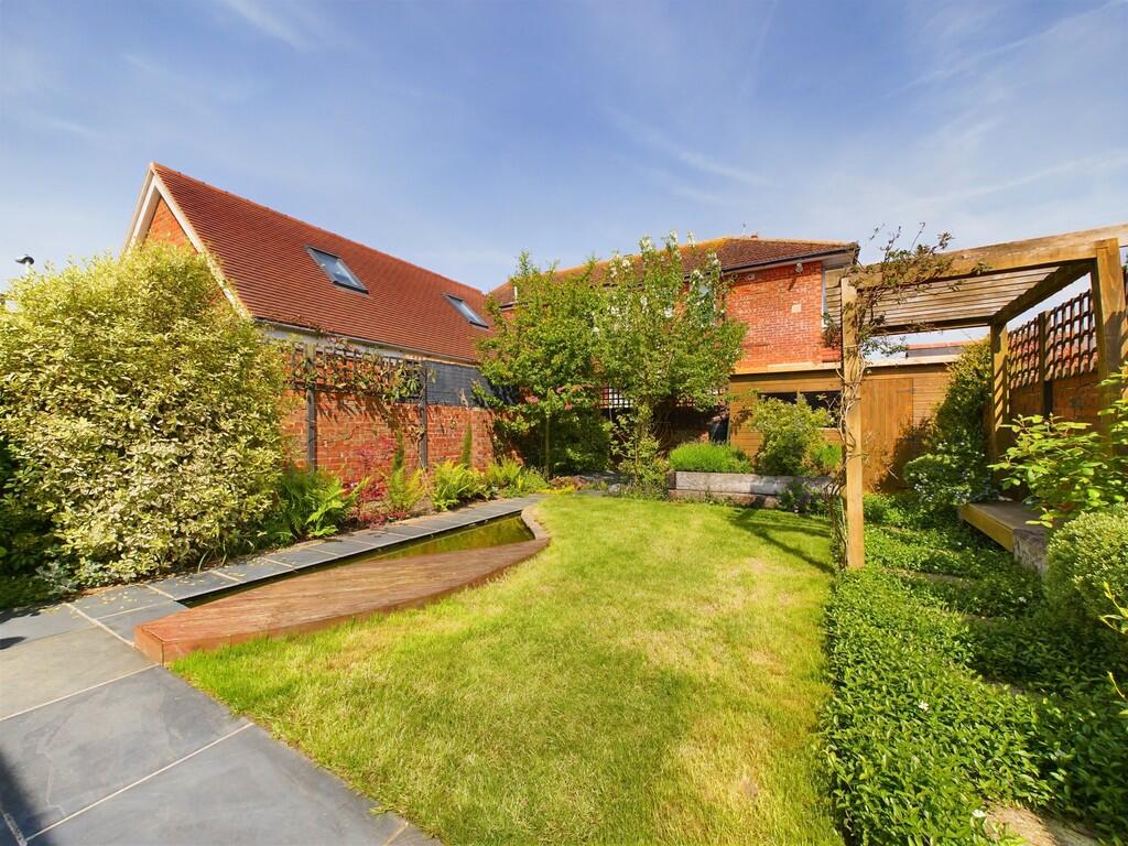 Property photo 8