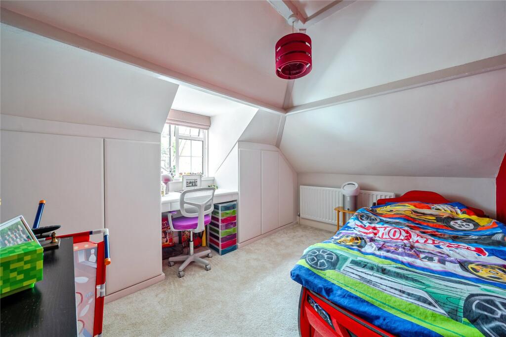 House in London, Hawkwood, Chislehurst - More