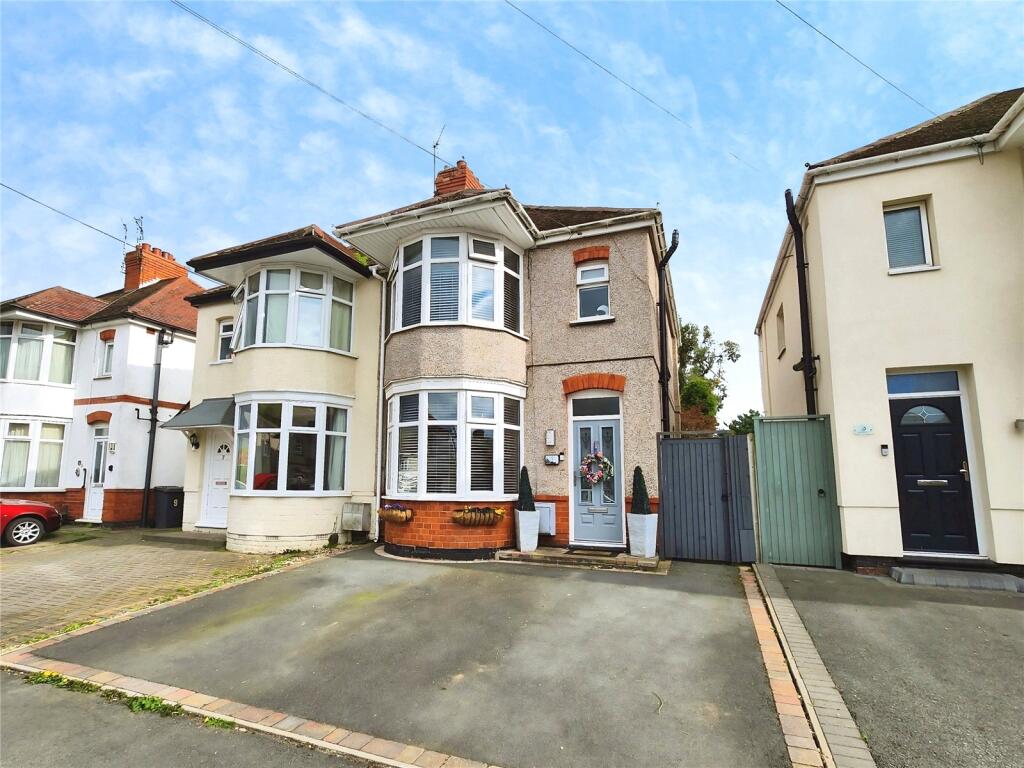 Main image of property: Ryde Avenue, Nuneaton, Warwickshire, CV10