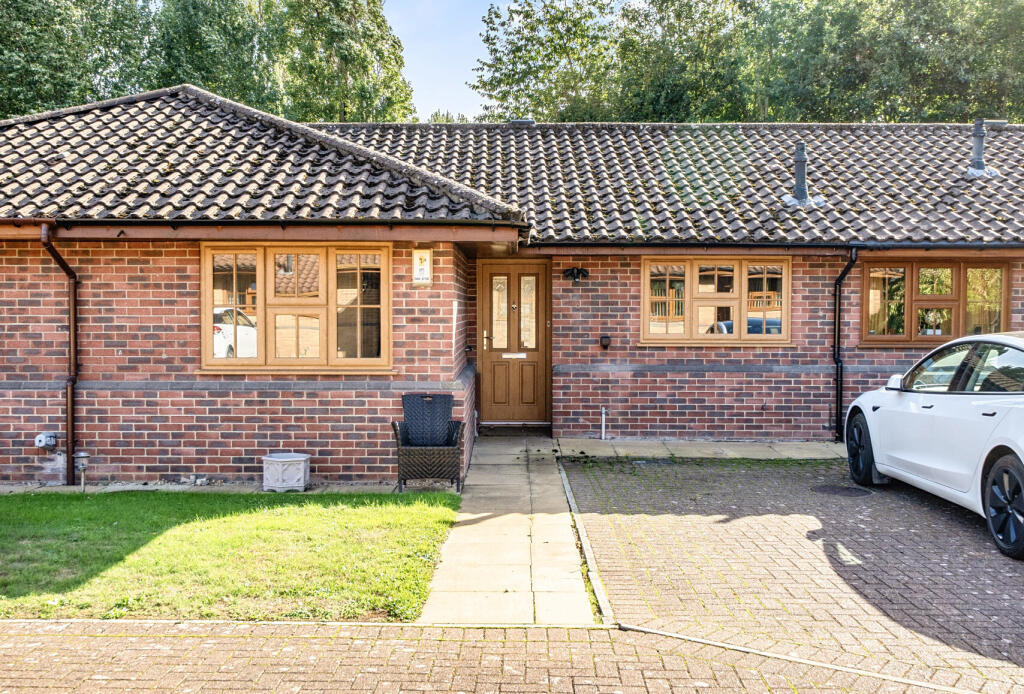 Main image of property: Windsor Drive, Nailsea, Bristol, BS48