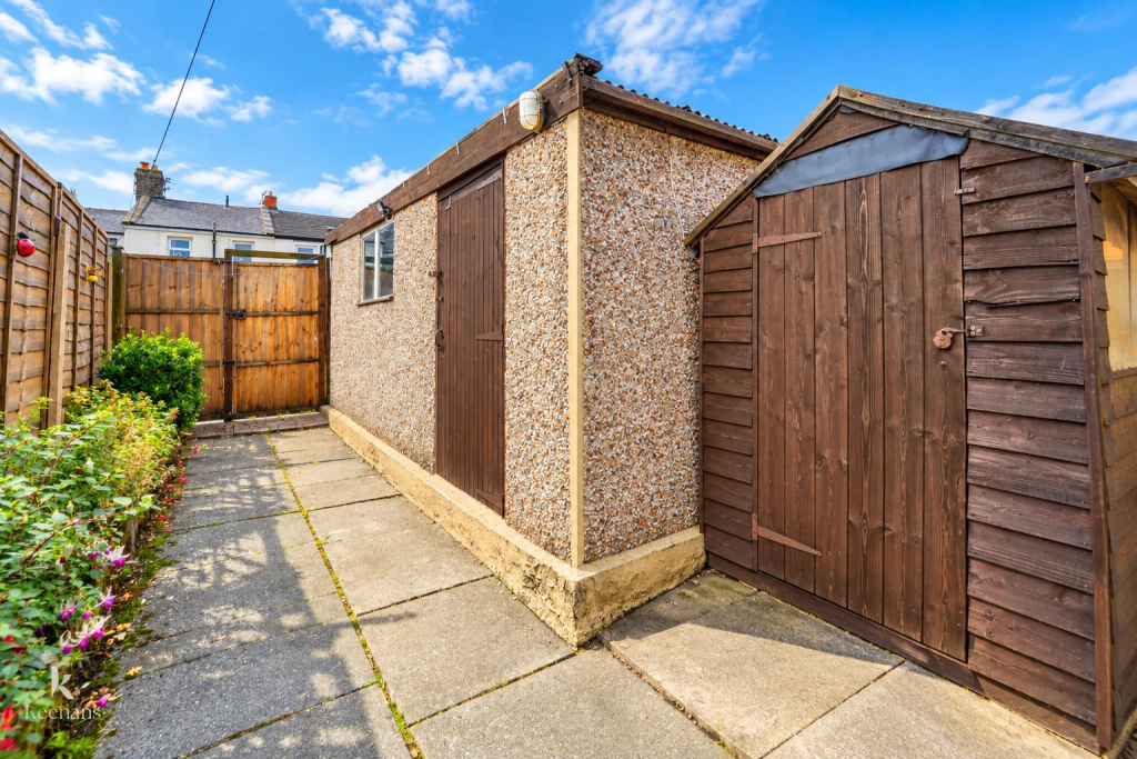 Hardman Close, Blackburn photo 4
