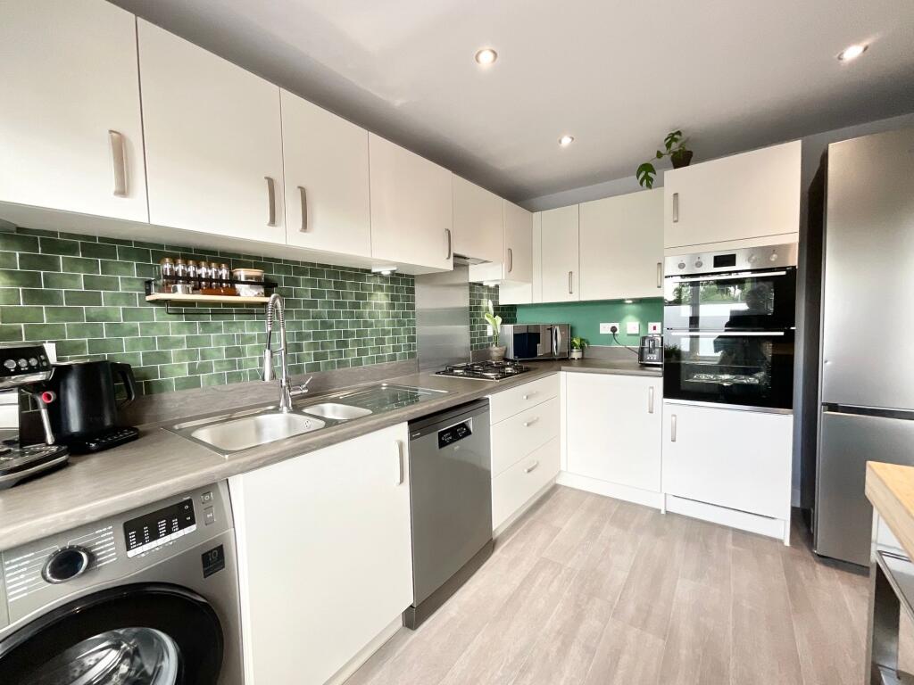 Andrus Way, Stafford, ST16 photo 3