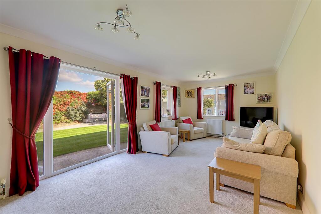 Marlborough Road, Goring-By-Sea, Worthing photo 2