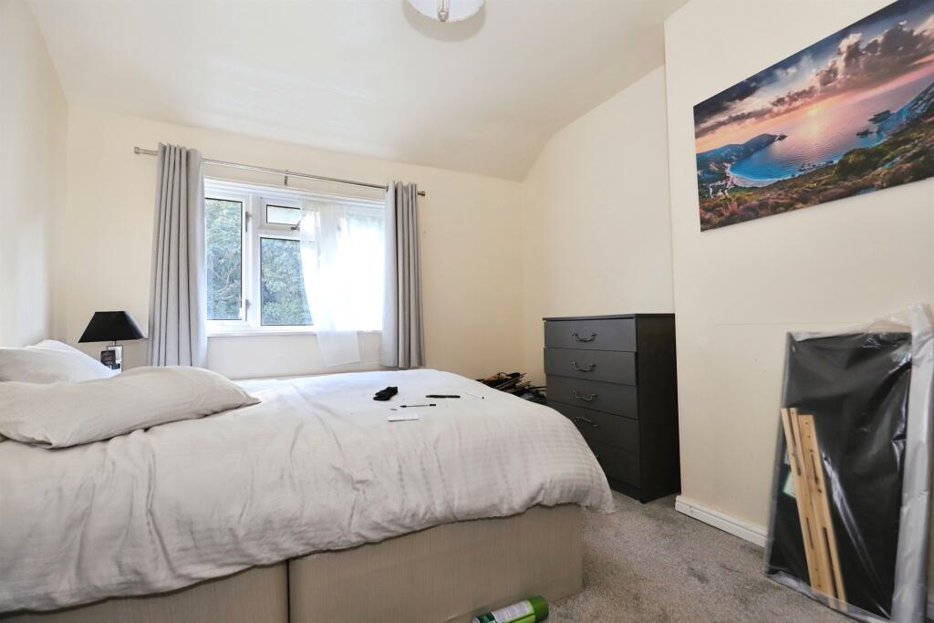 House in Dudley, West Midlands - More